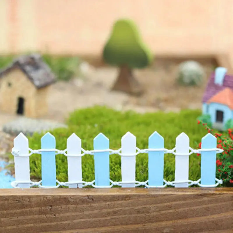 Cute Village House Miniature Garden Mini Craft Figurine Plant Pot Garden Ornament Miniature Fairy Garden Decor DIY