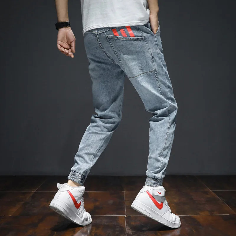 Fashion Streetwear Men Jeans Big Pocket Denim Cargo Pants Hip Hop Jeans Men Slack Bottom Joggers Pants Hombre Harem Trousers 7XL