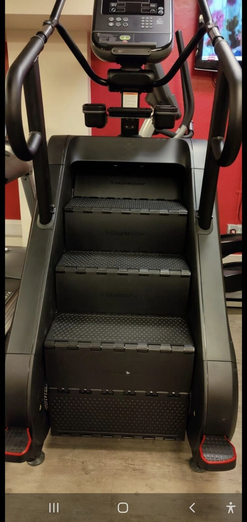 Stairmaster Stairmill, Stepper 8GX Gauntlet LED SCREEN - Video inside to the BBC