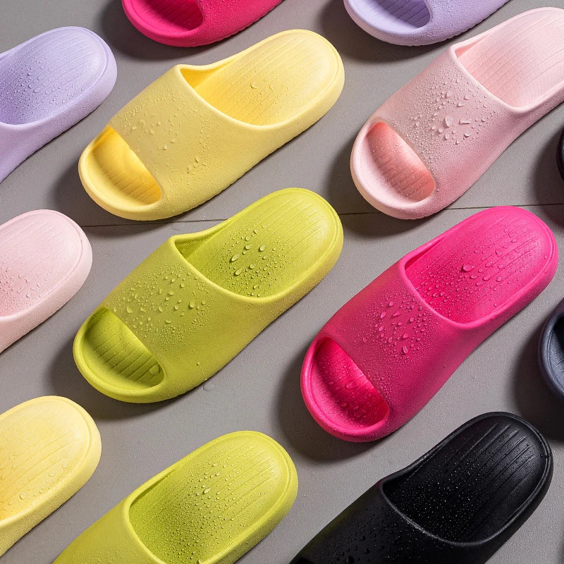 Summer Women Thick Slippers Sole Beach Slides Bathroom Anti-Slip Soft Sandals Fashion Ladies Cloud Shoes Men Slipper