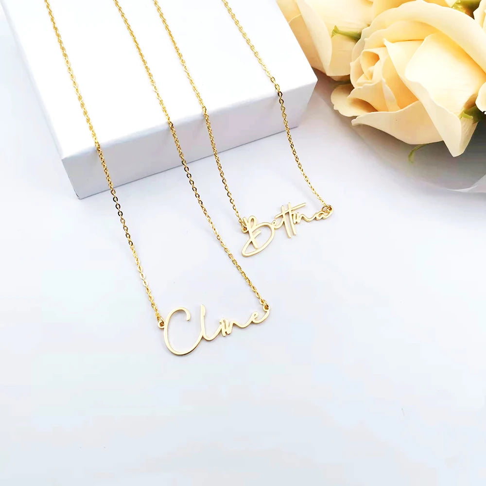 DODOAI Personalized Name Necklace ,Name Necklace with Cursive Font ,Customized Pendants Stainless Steel Jewelry for Women