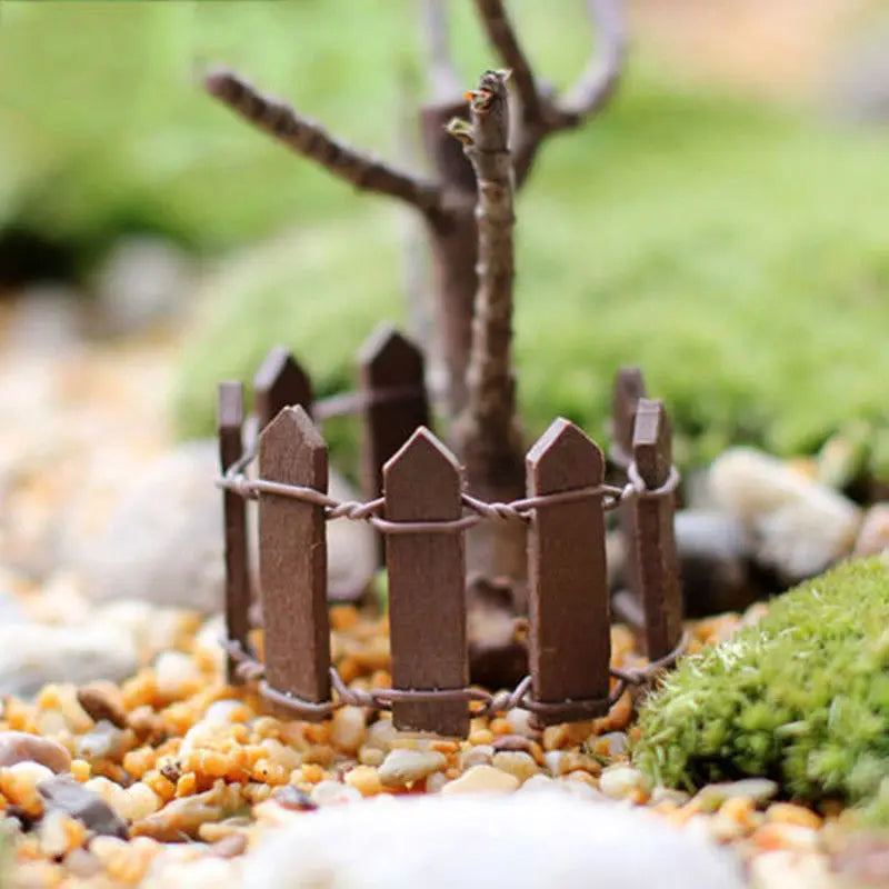 Cute Village House Miniature Garden Mini Craft Figurine Plant Pot Garden Ornament Miniature Fairy Garden Decor DIY